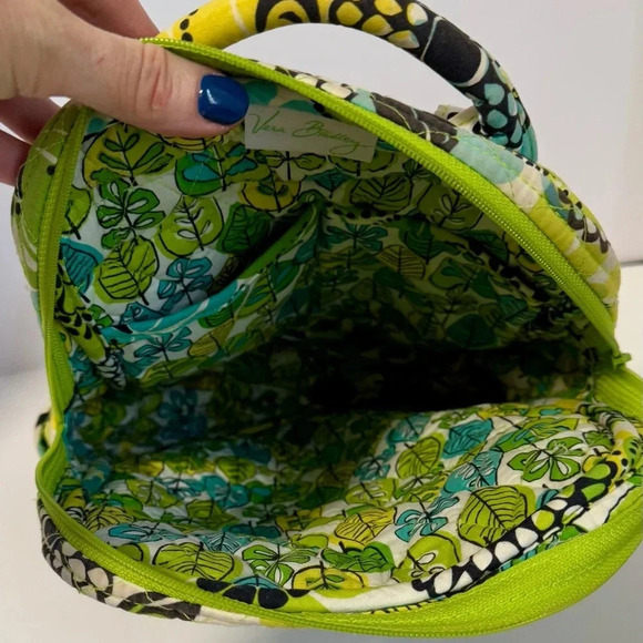 Vera Bradley small quilted backpack - Picture 5 of 10